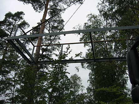 Balkong på väg att monteras