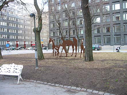 Hästar i cortenplåt